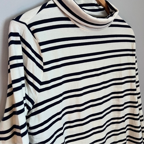 Talbots Classic Turtleneck Striped Stretchy Long Sleeve Top Size 1X in EUC - Picture 2 of 5